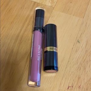 🌸🌸🌸Revlon lip set NWT